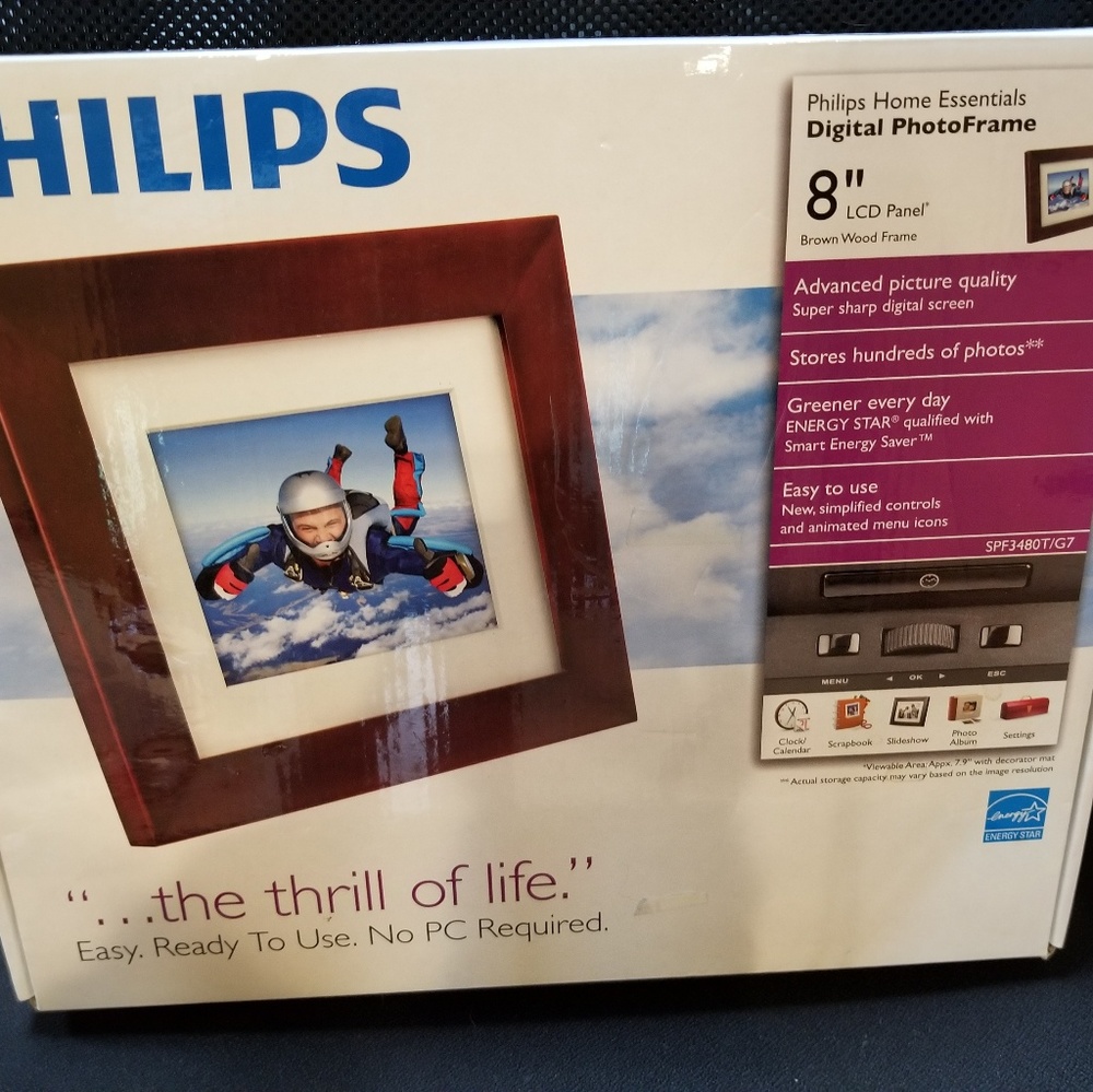Digital Photo Frame 8"